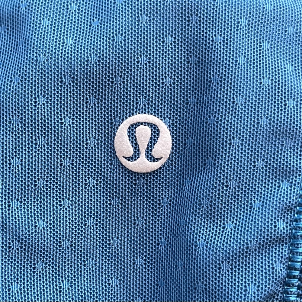 Lululemon Bodycon Tank Top Poseidon size 4 - Picture 8 of 10